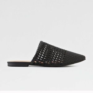 American Eagle Pointed Toe Mules Size 7 1/2